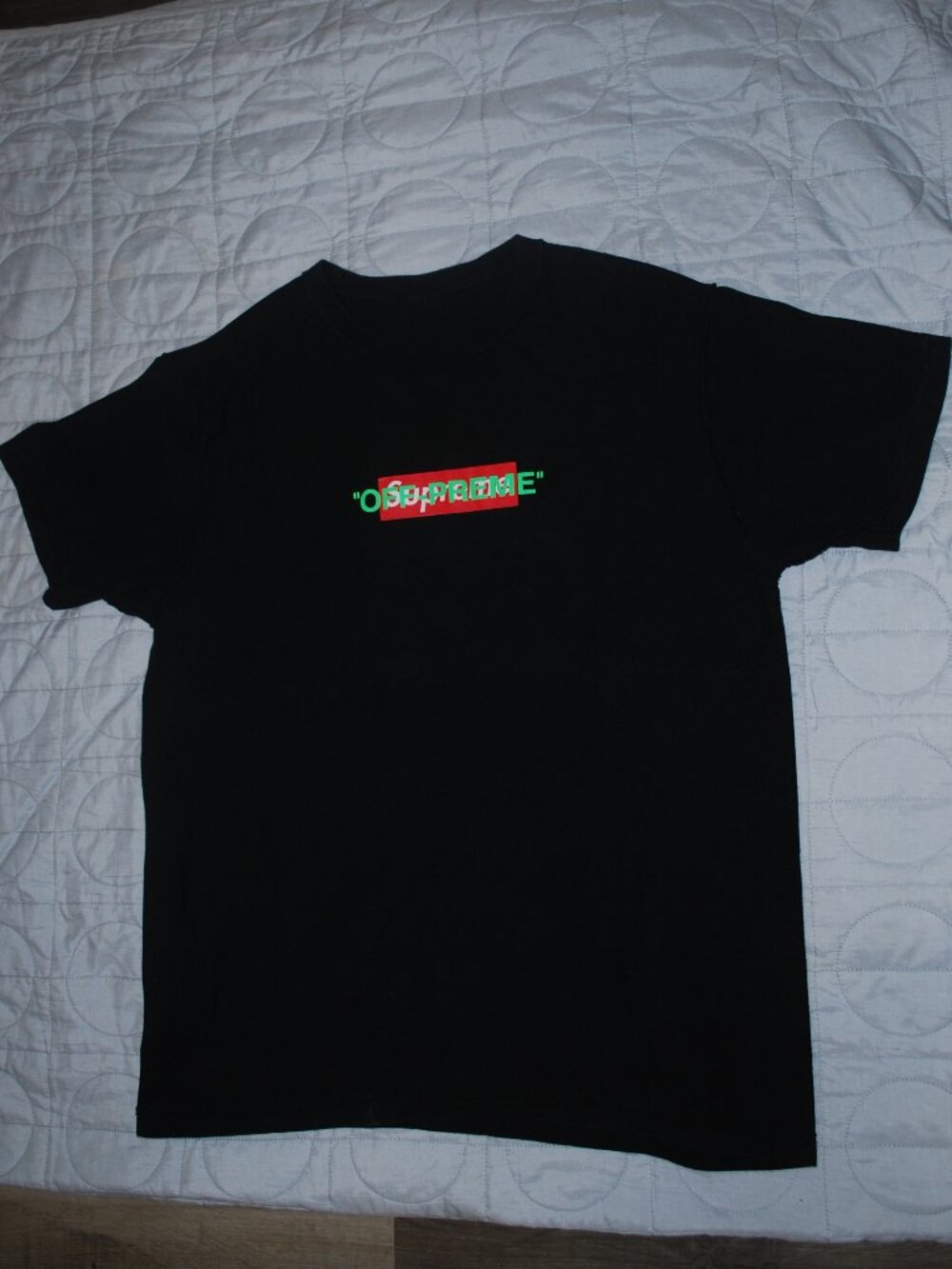 Supreme/Off-Preme Helvetica T-shirt Used Size L